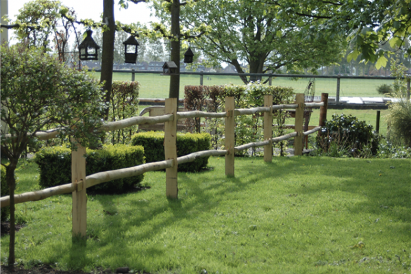 Tuinafscheiding lange levensduur – Fence - Royal Fence | houten hekken houten poorten