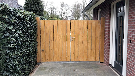 zand Onmogelijk Typisch Onderhoud houten poorten & poorten | Royal Fence - Royal Fence | houten  hekken en houten poorten