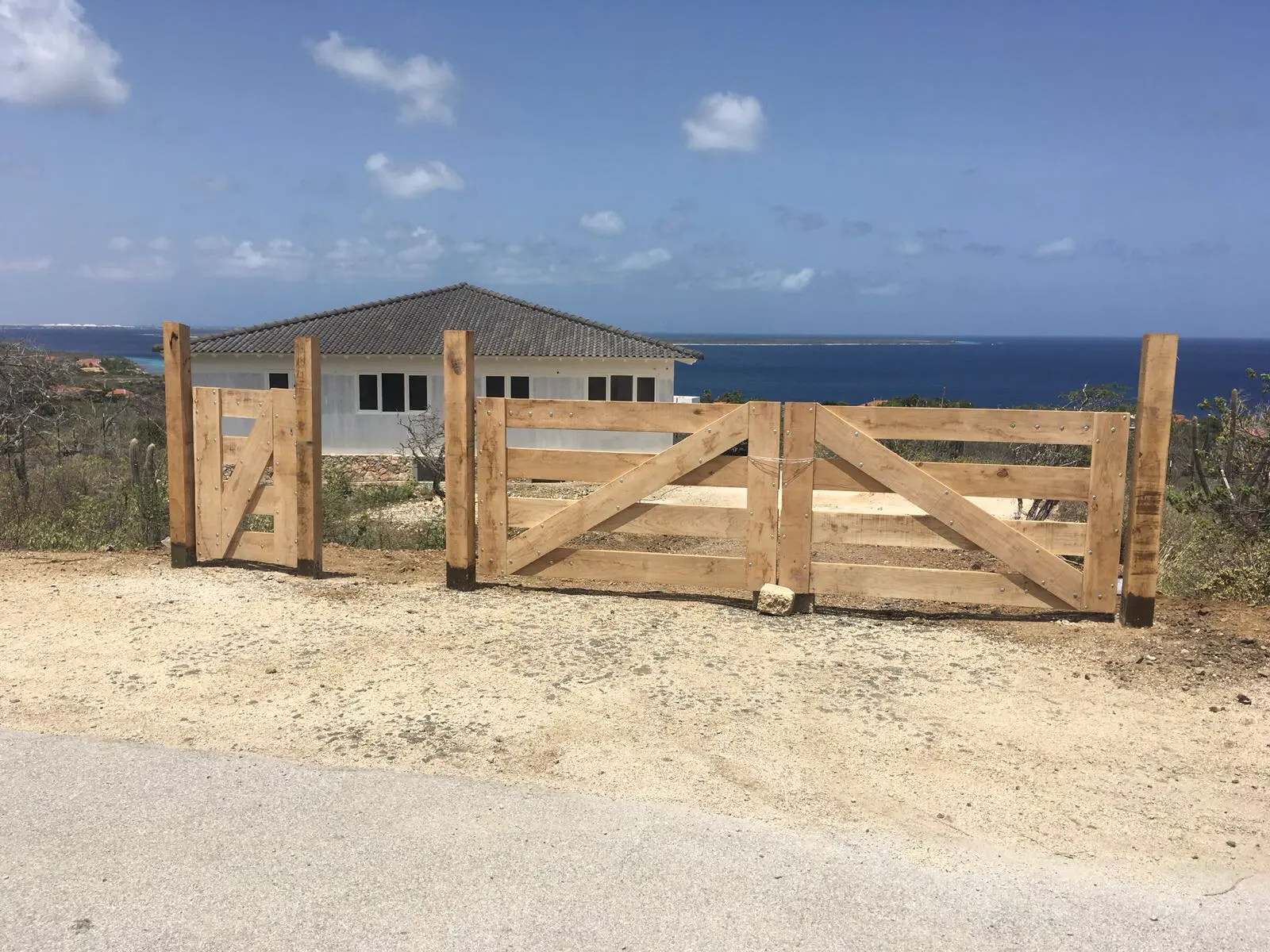 Voorbeeld 8: Onze hekken op Bonaire